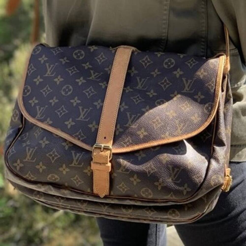 💎✨BEAUTIFUL✨💎Authentic Louis Vuitton Saumur 35 Shoulder Bag